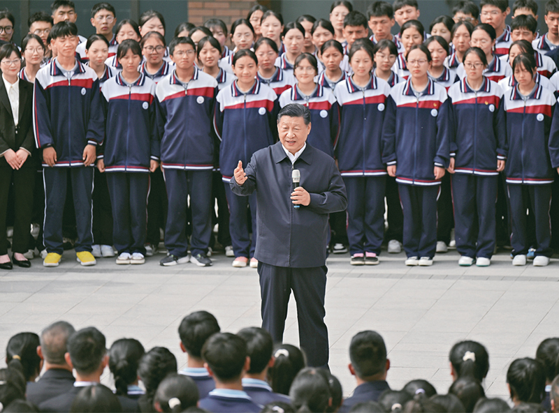 習(xí)近平：激勵新時(shí)代青年在中國式現(xiàn)代化建設(shè)中挺膺擔(dān)當(dāng)